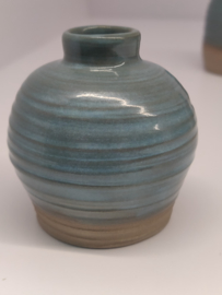 Minivaasje 9 - kleur zacht turquoise - handwerk - gestempeld