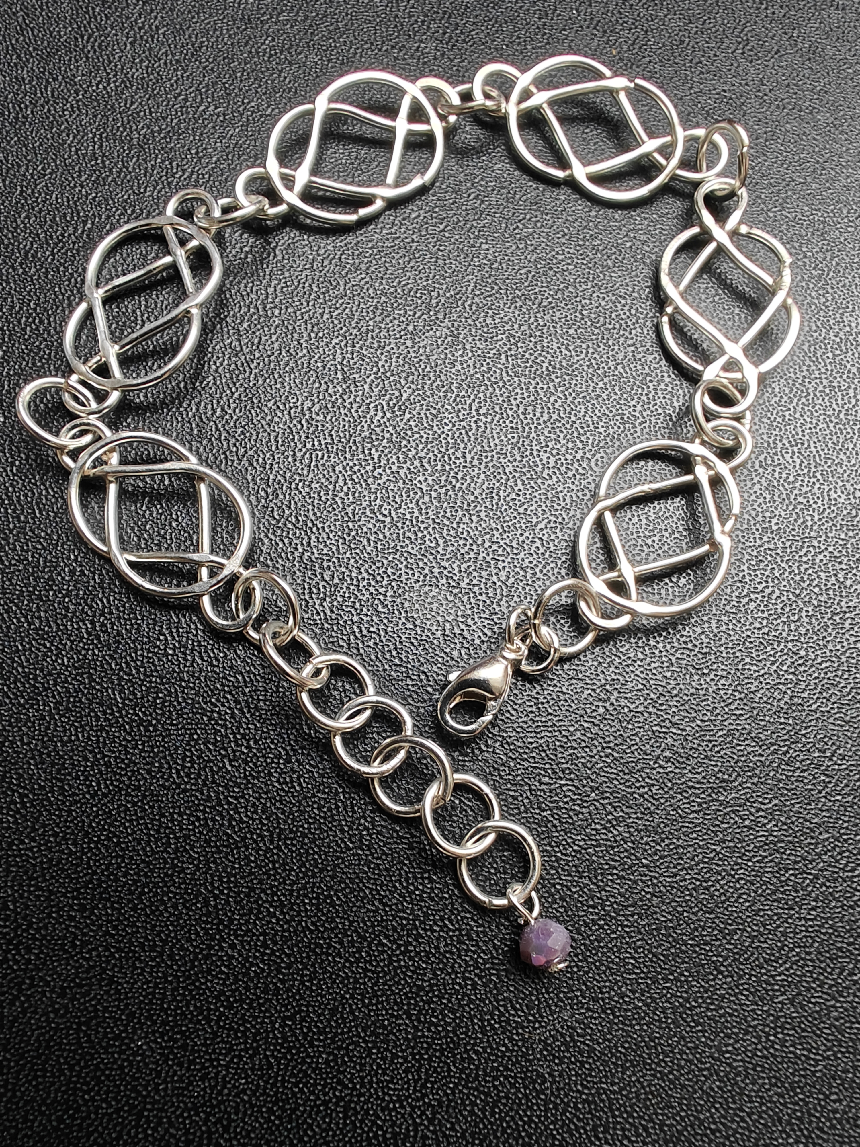 AB0001 - Armband uit gesmeed zilver - handwerk - massief zilver