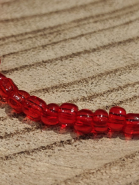 Armbandje met kristalglas uit Tjechië - rood AB