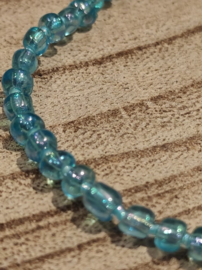 Armbandje met kristalglas uit Tjechië - lichtblauw AB