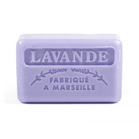 Handgemaakte Marseille zeep met lavendelgeur.