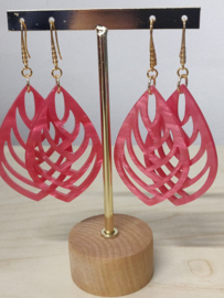 Oorhangers met roze ornament