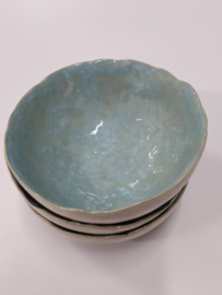 Handgevormde bowl/ ontbijtkom - "Turquoize""