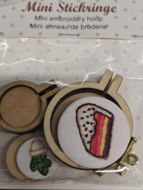 Set van 2 miniborduurringetjes