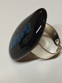 403 Ring, verstelbaar, met grote handgemaakte dicroic glascabouchon