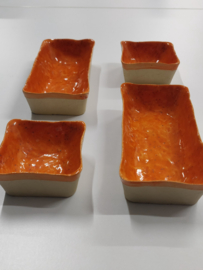 Handgevormde  tapas schaaltjes - fel oranje