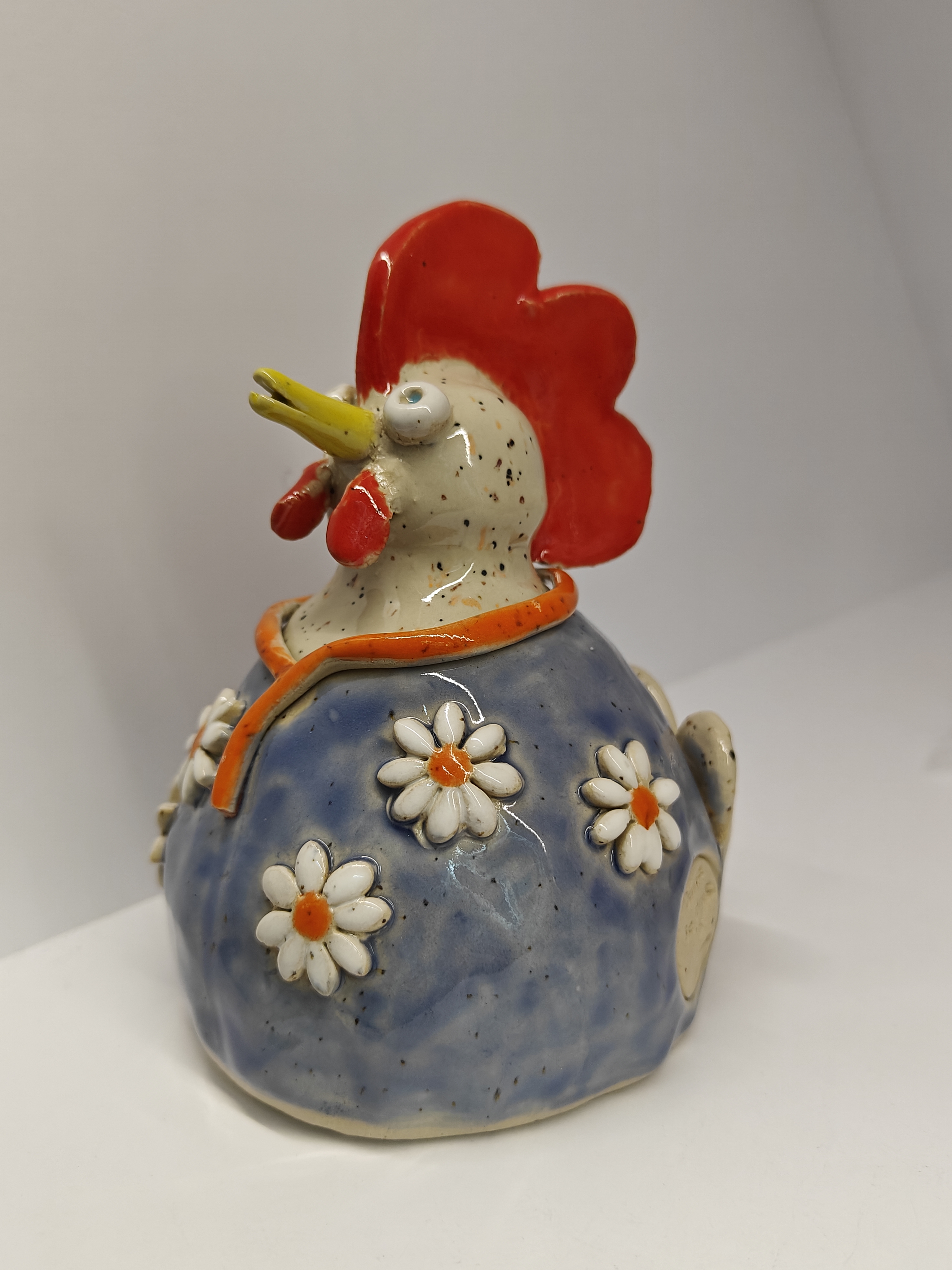 Kippetje: "wiske" in keramiek