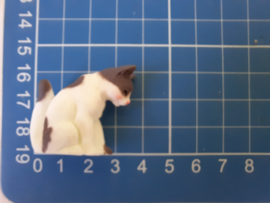 Miniatuur Kat op krukje