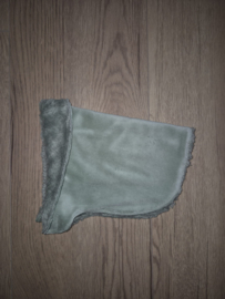 (V) Hobbyhorse dekentje oudgroen