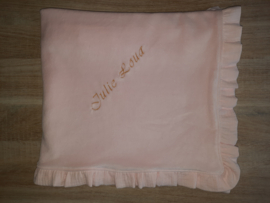 Dekentje wieg 75 x 100 cm nicky velours met hydrofiele ruche en naam geborduurd