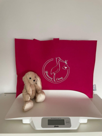 Vilten tas voor babyweegschaal met logo fuchsia/wit