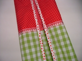 Luierzak stip rood/ruit lime/band hartjes
