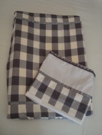 Aankleedkussenhoes ruit 4 cm met satijnband