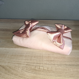 Billendoekjeshoes nicky velours met satijnen strikken