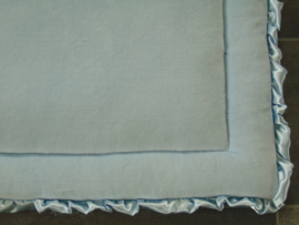 Boxkleed nicky velours uni met satijnen ruche