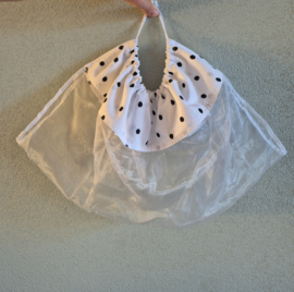 Weegdoek transparant met stippen