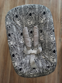 Stokke newborn hoes tricot zebra's