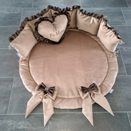 Halve boxrand velours holland velvet goud met ruche bruin