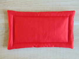 (V) Poppen kussen 15 x 25 cm rood