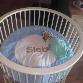 Boxkleed rond sterretjes en nicky velours met naam model B
