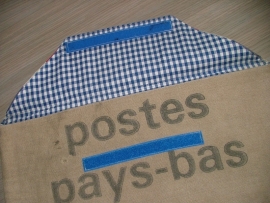 Van postzak naar laptophoes