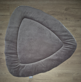 (V) Boxkleed Tripus nicky velours taupe/katoen takjes model B