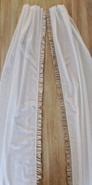 Wieghemel off-white linnen met beige satijnen ruches