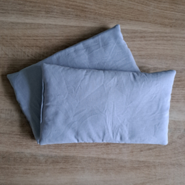 (V) Poppen kussen 15 x 25 cm lichtblauw