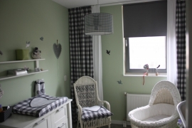 Babykamer grote ruit grijs met wit