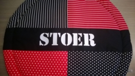 Boxkleed rond rood/zwart met tekst `Stoer`