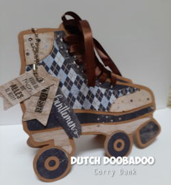 470.713.756 Dutch DooBaDoo Card Art Rollerskates