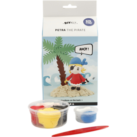 100746 Silk Clay Funny Friends, Petra the Pirate