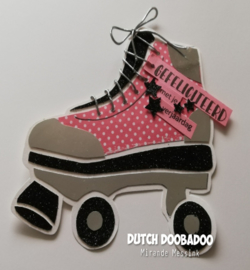 470.713.756 Dutch DooBaDoo Card Art Rollerskates