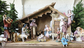 TCbld-1.04: Kerstgroep 16dlg (17 cmH)