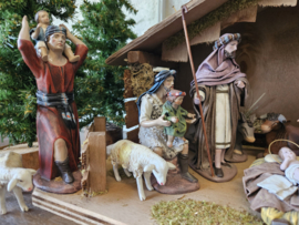 TCbld-1.04: Kerstgroep 16dlg (17 cmH)