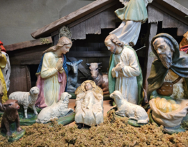 Gips 27:  Hele oude Kerstgroep  (21dlg) 30cmH