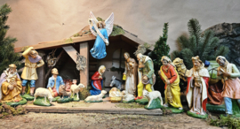 Gips 10: Oude Kerstgroep  (20dlg) 18cmH