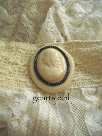 BROCHE - CAMEE - Jeanne d 'Arc Living -