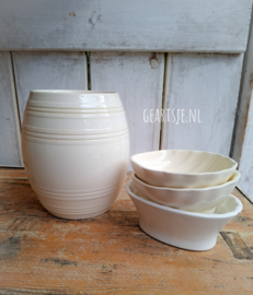 oude BANDEN POT