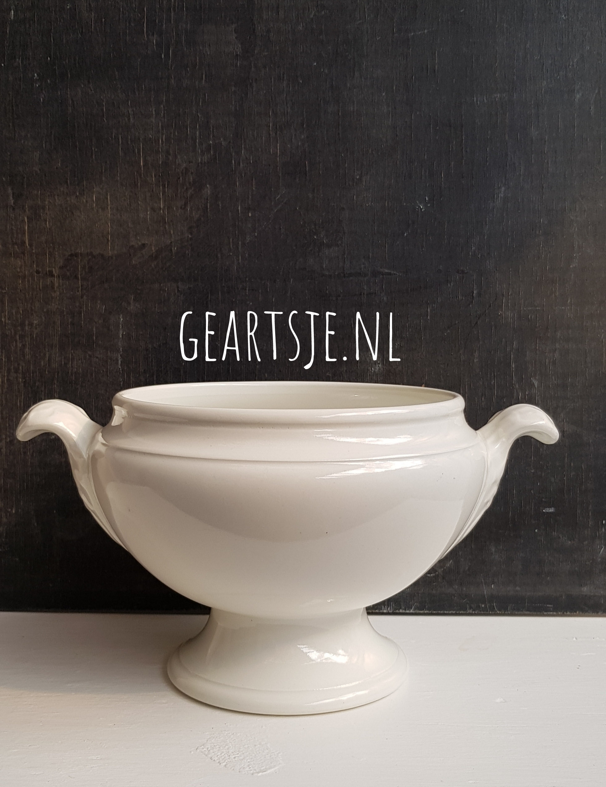 kleine TERRINE  wit  SOC. Maastricht