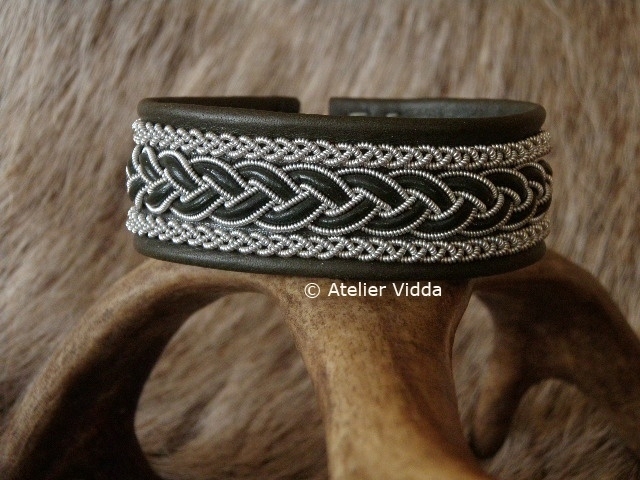 Saami Armband 058