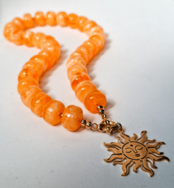 Kralenketting oranje