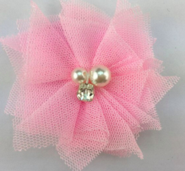 Bloem tule met parels & strass zalm 5cm. 