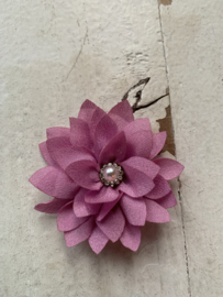 Luxe bloem satijn met parel/strass roze 5.5cm