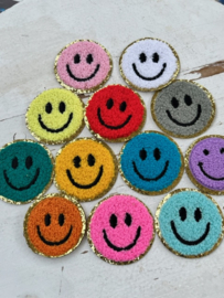 Opstrijkbare applicatie smile  rood-goud glitter