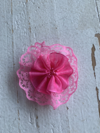 Kanten rozet/bloem roze  6 cm