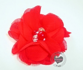 Bloem chiffon met parels & strass rood 5cm.