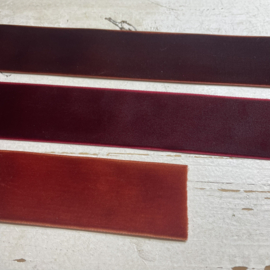 Fluweel velvet band 3,8cm breed rood tinten