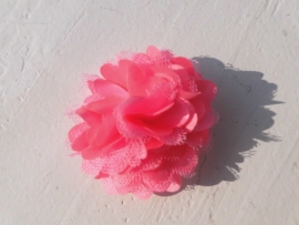 Stoffen satijn bloem neon roze 5cm.