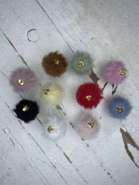 Pompom bedel fluffy vacht 2cm